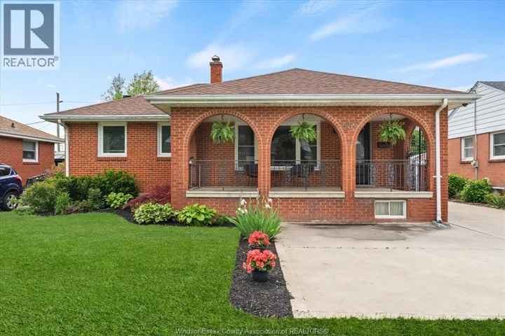 457 Watson, Windsor, Ontario N8S3S5