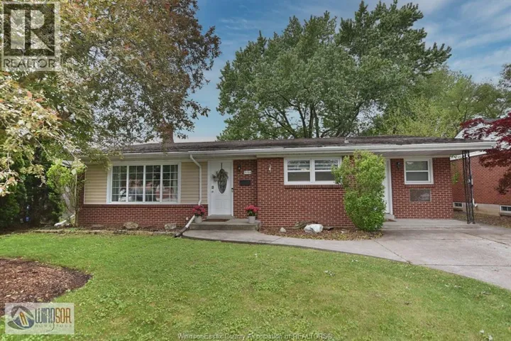 3165 VIRGINIA PARK AVENUE, Windsor, Ontario N9E2C1