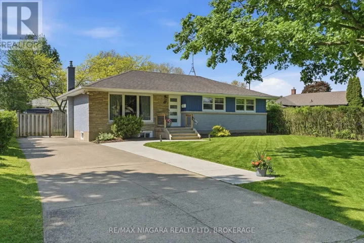 11 BRUCEDALE AVENUE, St. Catharines (Bunting/Linwell), Ontario L2M2Z4