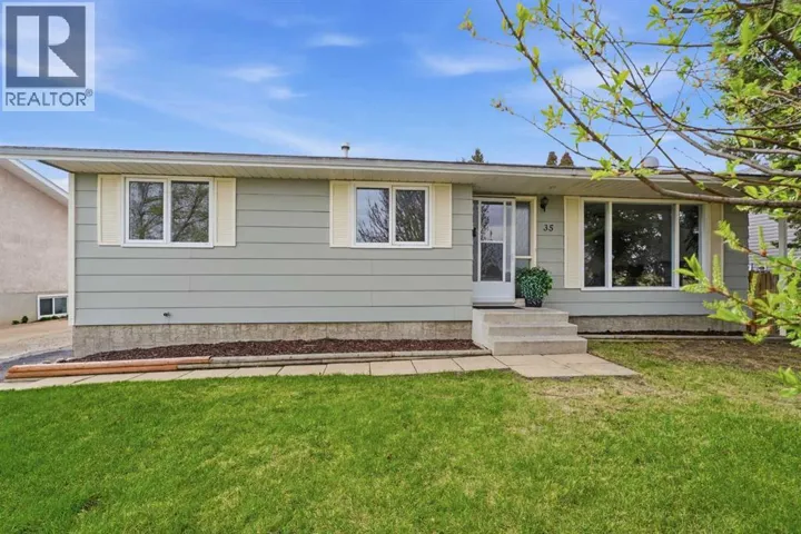 35 AYERS Avenue, Red Deer, Alberta T4S1S5