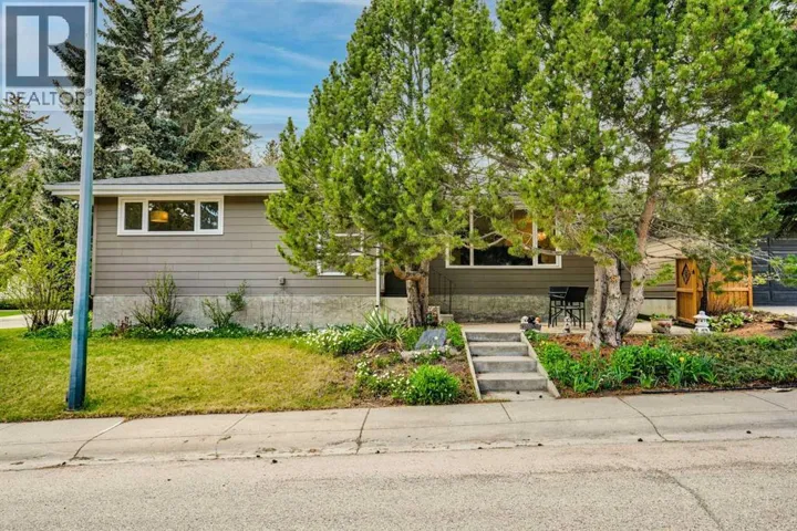 2704 Chandler Road NW, Calgary, Alberta T2L1E5