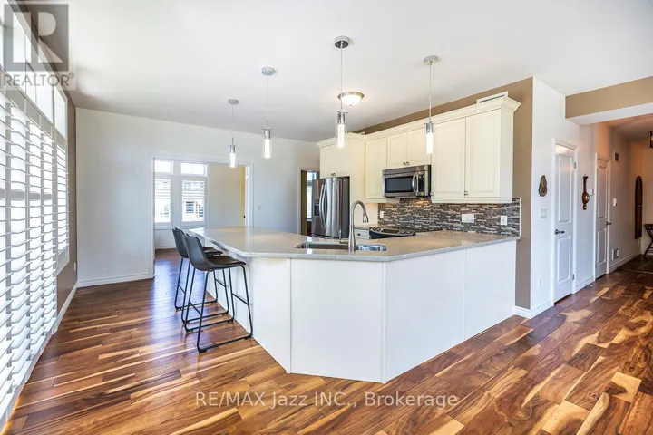 111 - 29 LAKEWOOD CRESCENT, Kawartha Lakes (Bobcaygeon), Ontario K0M1A0