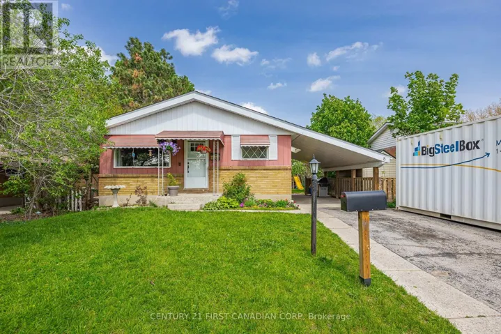 8 KENWOOD CRESCENT, London East (East C), Ontario N5Y3W7