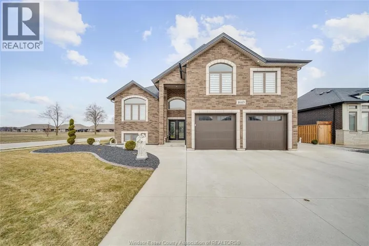 1649 BARKLEY AVENUE, Windsor, Ontario N8P0E8