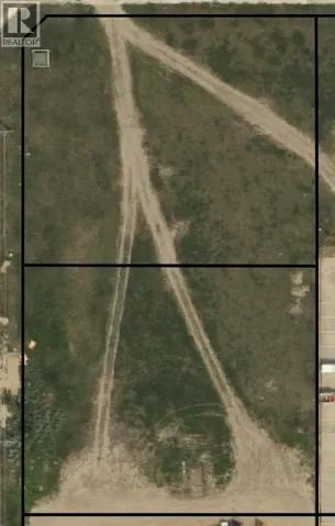 9907 & 9915 80 Street, Peace River, Alberta T8S1R2