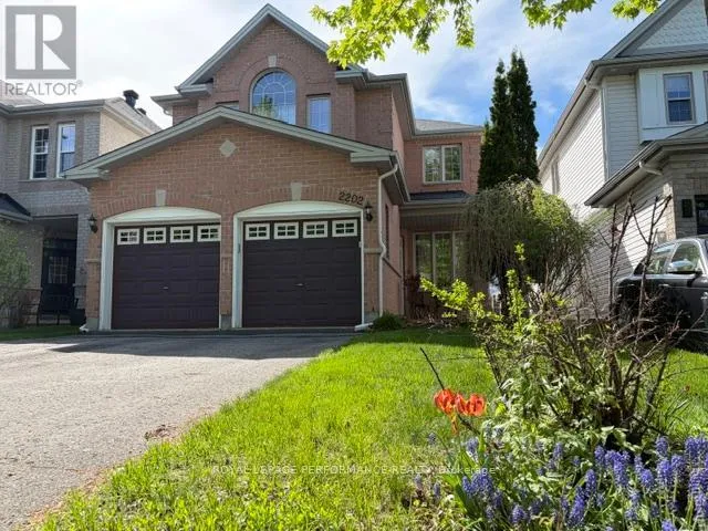 2202 CLENDENAN CRESCENT, Ottawa, Ontario K4A4S8