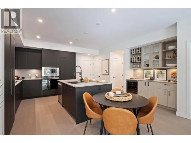 9652 Benchland Drive Unit# 202, Lake Country, British Columbia V4V0C5