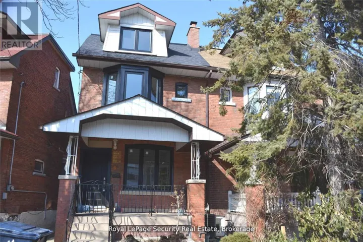 MAIN - 6 RUSHOLME PARK CRESCENT, Toronto (Little Portugal), Ontario M6J2C9