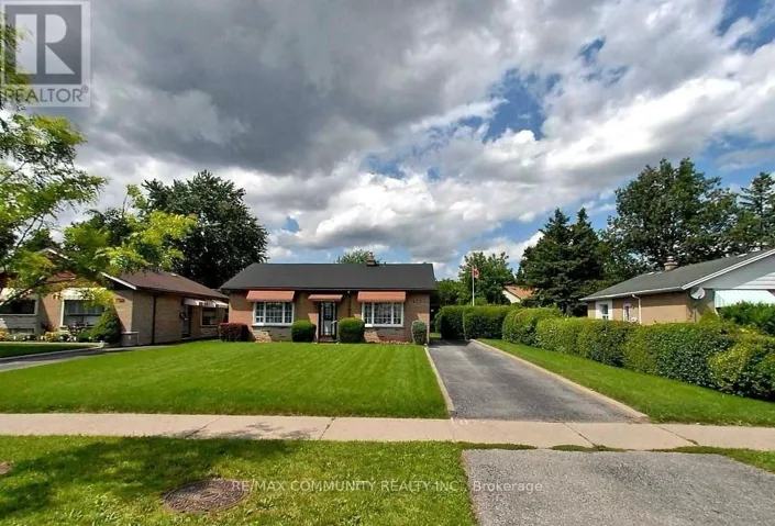3238 LAWRENCE AVENUE, Toronto (Woburn), Ontario M1H1A4