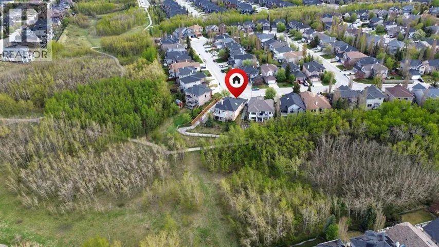 72 Strathlea Place SW, Calgary, Alberta T3H4T5