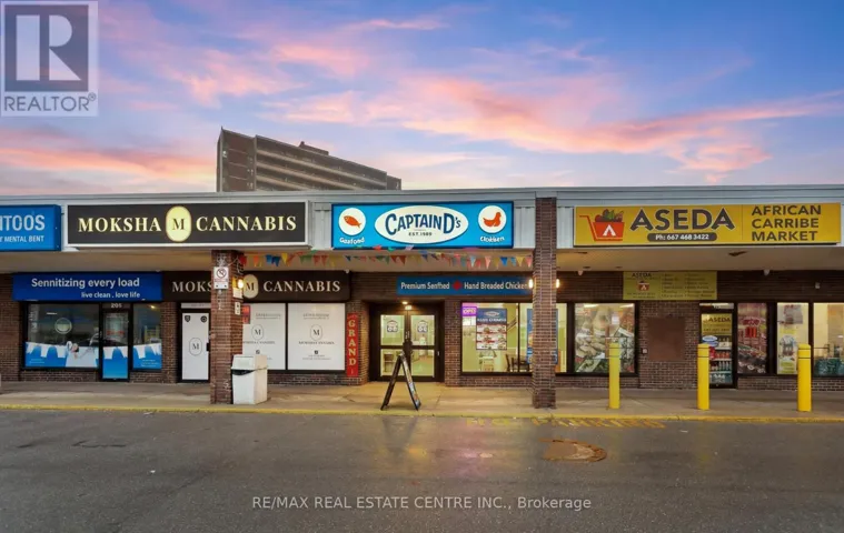 #7 - 4722 JANE STREET, Toronto (Black Creek), Ontario M3N2K8