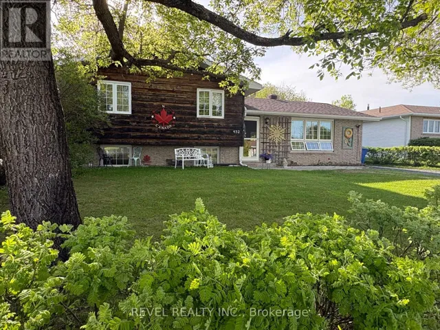 452 ELEVENTH AVENUE, Cochrane, Ontario P0L1C0