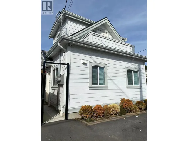 Laneway 5x E 51ST STREET, Vancouver, British Columbia V5X1B9