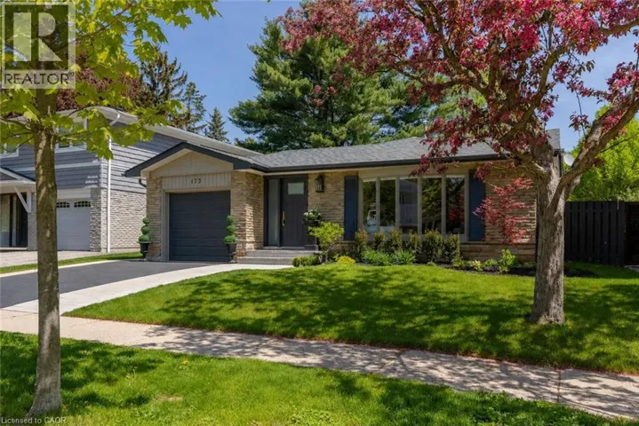 173 CHEBUCTO Drive, Oakville, Ontario L7J5R1