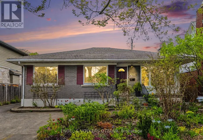 1113 FIELD STREET, Ottawa, Ontario K2C2P6