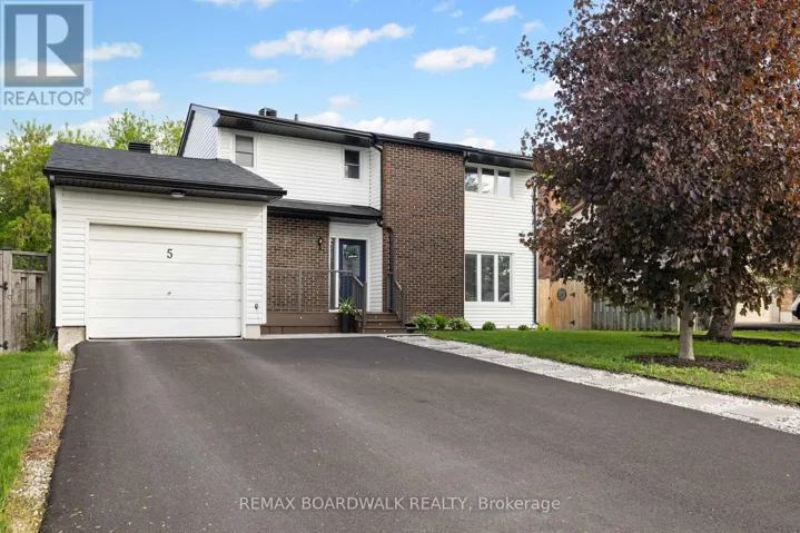 5 CLAY STREET, Mississippi Mills, Ontario K0A1A0