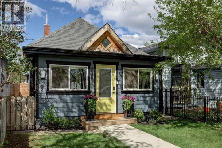 2307 15A Street SE, Calgary, Alberta T2G3N3
