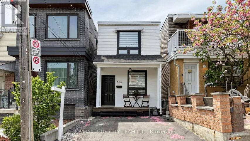 320 BOON AVENUE, Toronto (Caledonia-Fairbank), Ontario M6E4A5