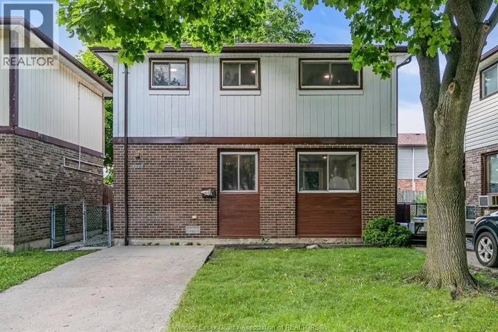 9020 CONWAY COURT, Windsor, Ontario N8S4G3