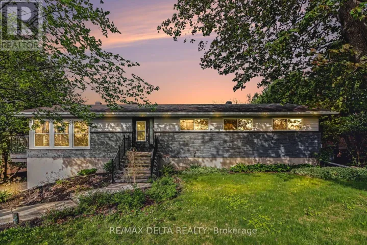 1363 GERALD STREET, Ottawa, Ontario K4A3N2