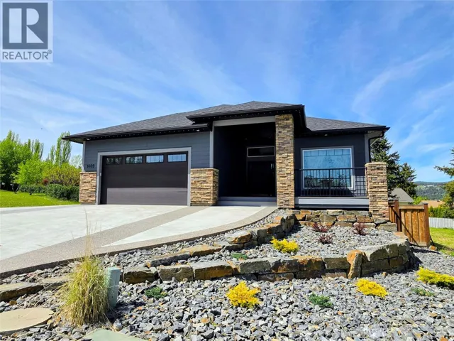 1609 8 Avenue S, Cranbrook, British Columbia V1C5N9