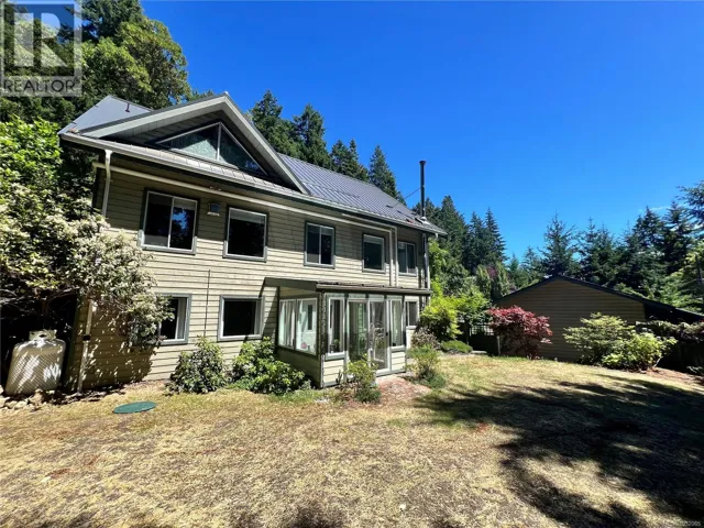 178 Elizabeth Dr, Salt Spring, British Columbia V8K1H8