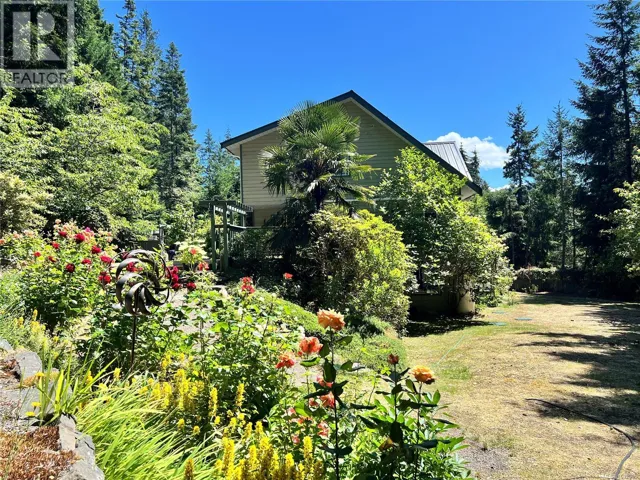 178 Elizabeth Dr, Salt Spring, British Columbia V8K1H8