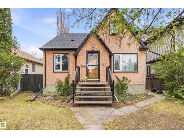 10827 64 AV NW, Edmonton, Alberta T6H1T3