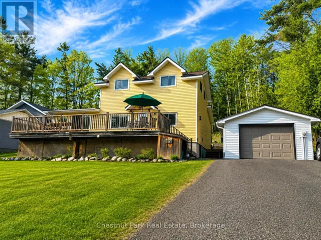 12 FERNDALE ROAD, Muskoka Lakes (Medora), Ontario P0B1J0