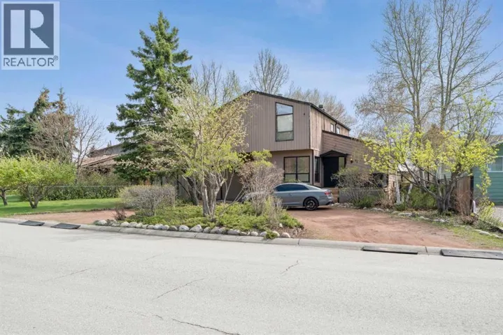 65 Carolina Drive, Cochrane, Alberta T4C1C4