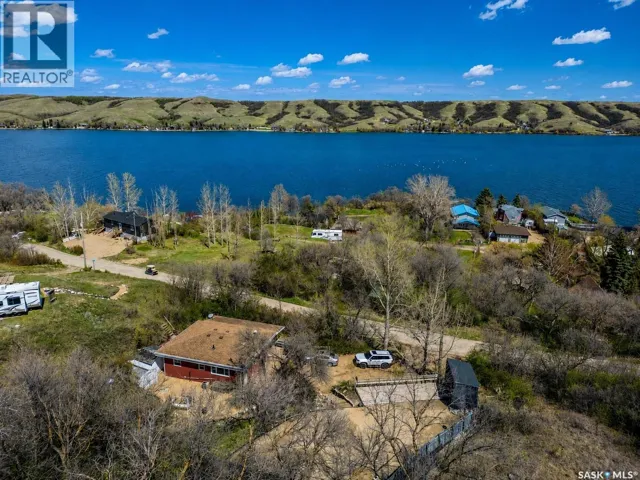 1041 Tatanka DRIVE, South Lake, Saskatchewan S0H0R0