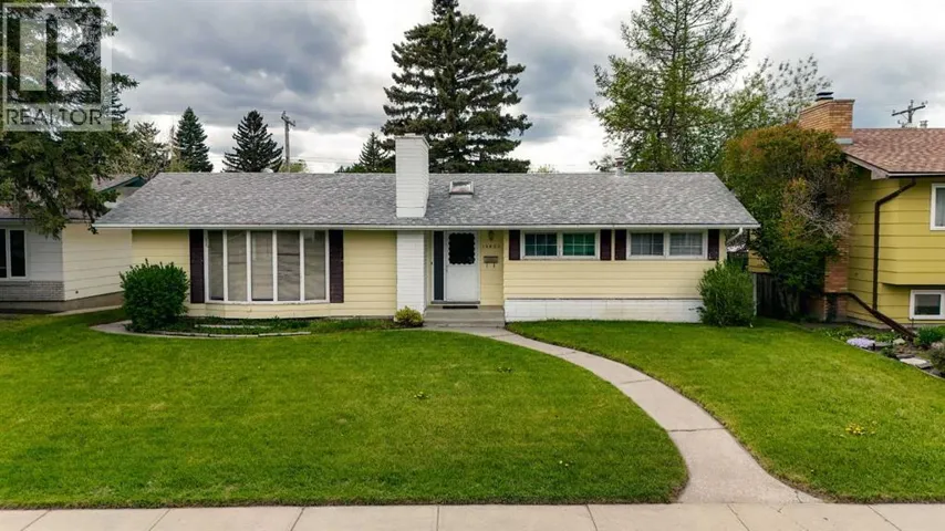 10823 Maplecreek Drive SE, Calgary, Alberta T2J1V4
