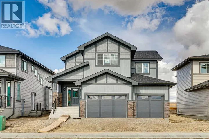67 Amber View, Balzac, Alberta T4B5T7