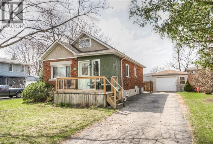 46 2 Avenue, Kitchener, Ontario N2C1N5