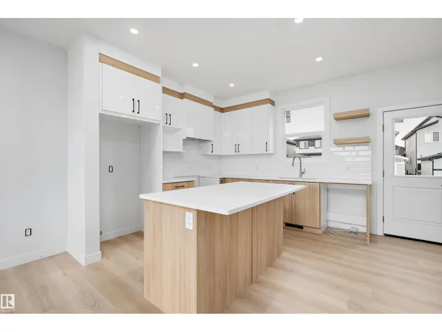 525 Robinson BV, Leduc, Alberta T9E1P8