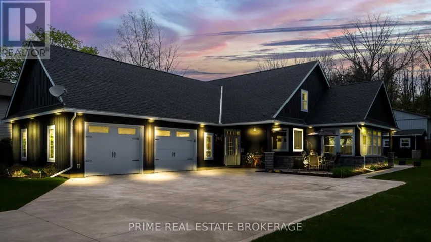 5329 BROADVIEW AVENUE, Lambton Shores, Ontario N0N1J7