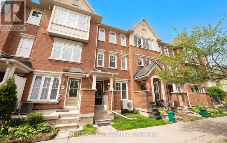 12 - 50 MENDELSSOHN STREET, Toronto (Clairlea-Birchmount), Ontario M1L0G8