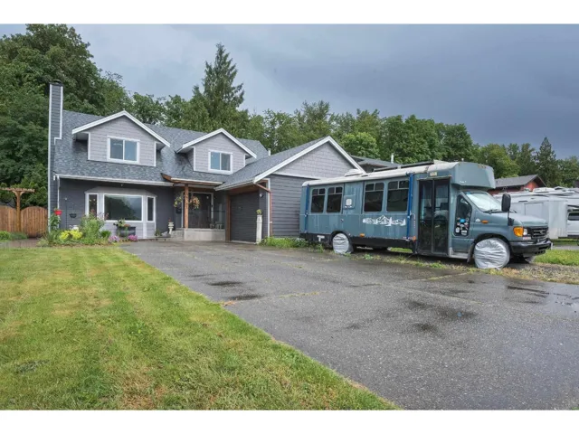 46781 PORTAGE AVENUE, Chilliwack Proper East, Chilliwack, British Columbia V2P7H3