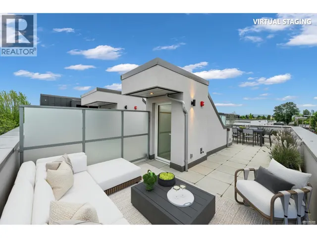 1732 TEMPLETON DRIVE, Vancouver, British Columbia V5N1B6