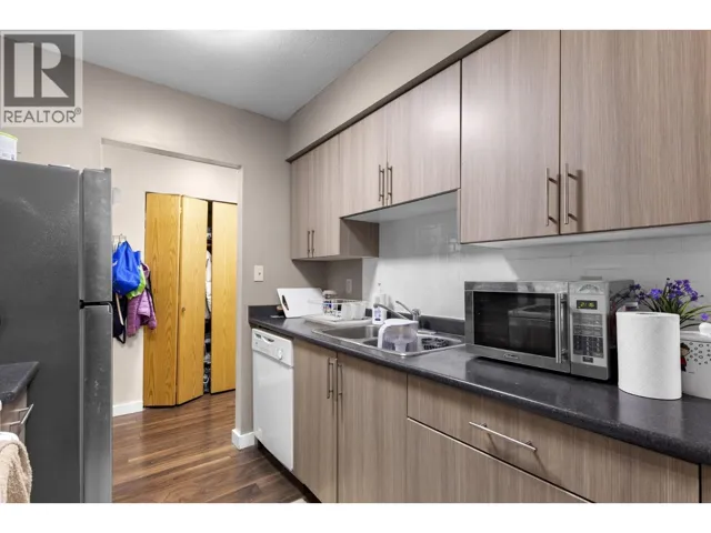 119 4363 HALIFAX STREET, Burnaby, British Columbia V5C5Z3