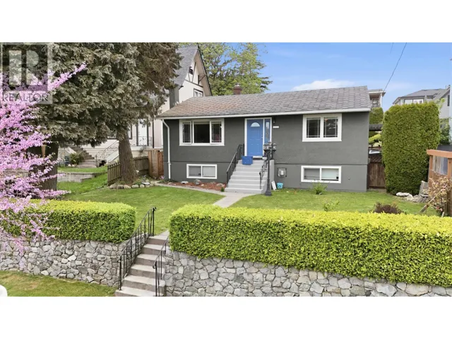 1315 EIGHTH AVENUE, New Westminster, British Columbia V3M2S2