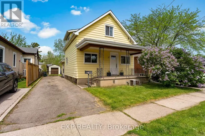 17 MOOTE STREET, St. Catharines (Fairview), Ontario L2N1B3