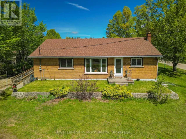859 CEDAR POINT ROAD, Tiny, Ontario L9M0K2