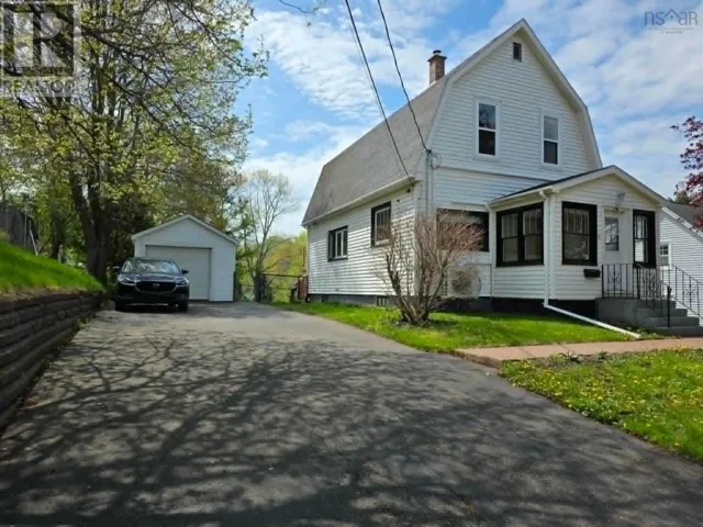 12 Yorke Street, Truro, Nova Scotia B2N2M9