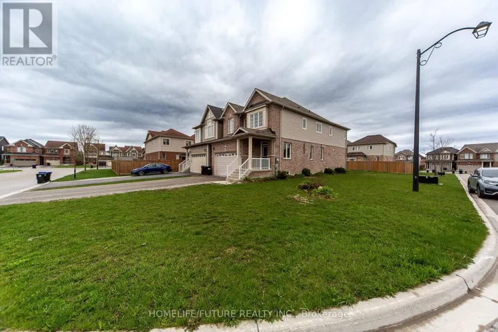 5 HUTTON CRESCENT, Essa (Angus), Ontario L0M1B6