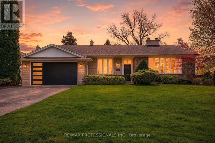 23 RAVENSBOURNE CRESCENT, Toronto (Princess-Rosethorn), Ontario M9A2A9
