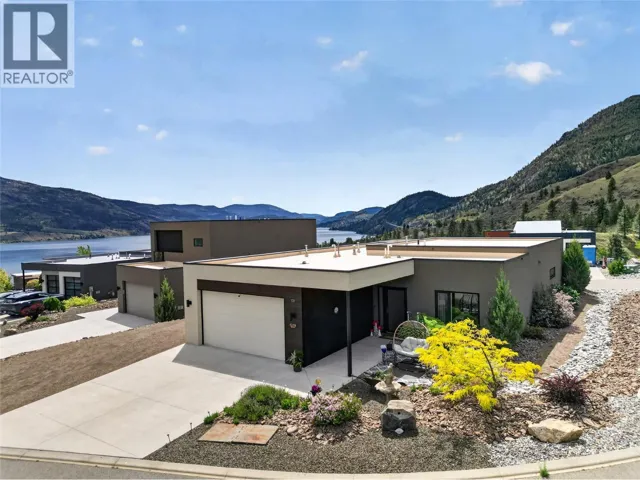 121 Ridge Park, Penticton, British Columbia V2A0B1