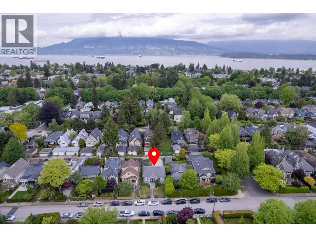 3425 W 8TH AVENUE, Vancouver, British Columbia V6R1Y6