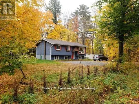 879 STEPHENSON ROAD E, Huntsville (Stephenson), Ontario P0B1L0