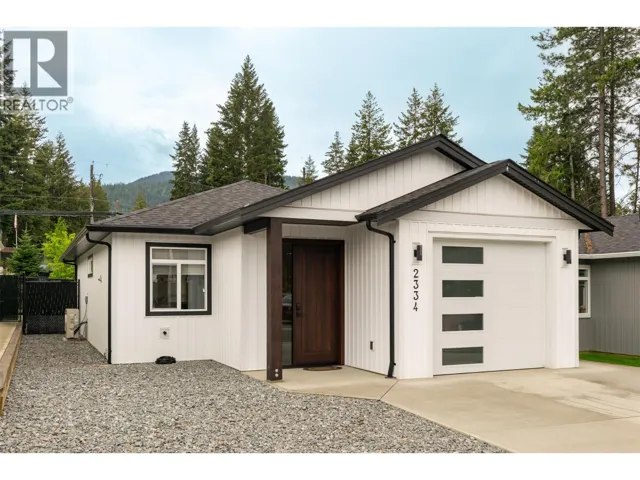 2334 6 Avenue SE, Salmon Arm, British Columbia V1E0H1